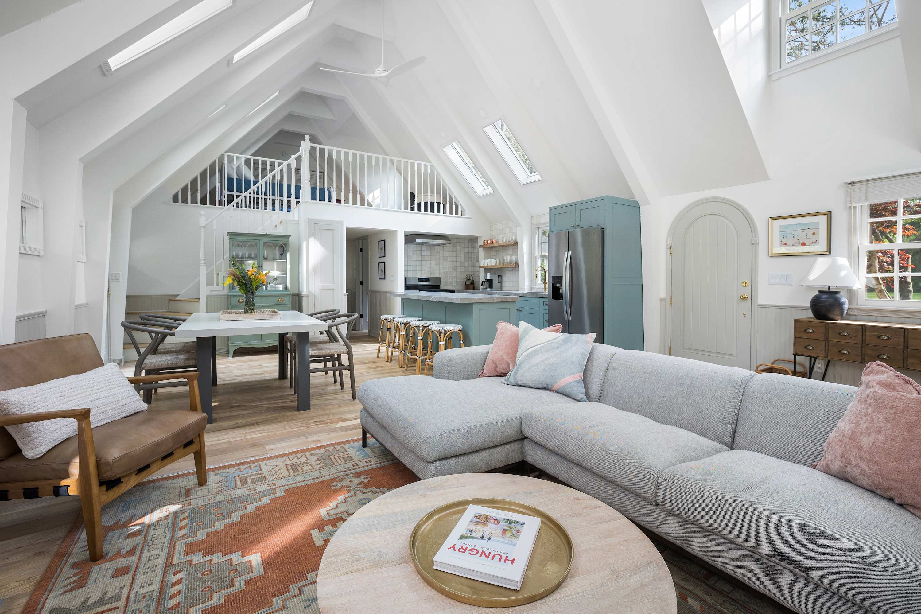 1min to Private Beach, High-end Design & Hot tub — photo 1 of 24