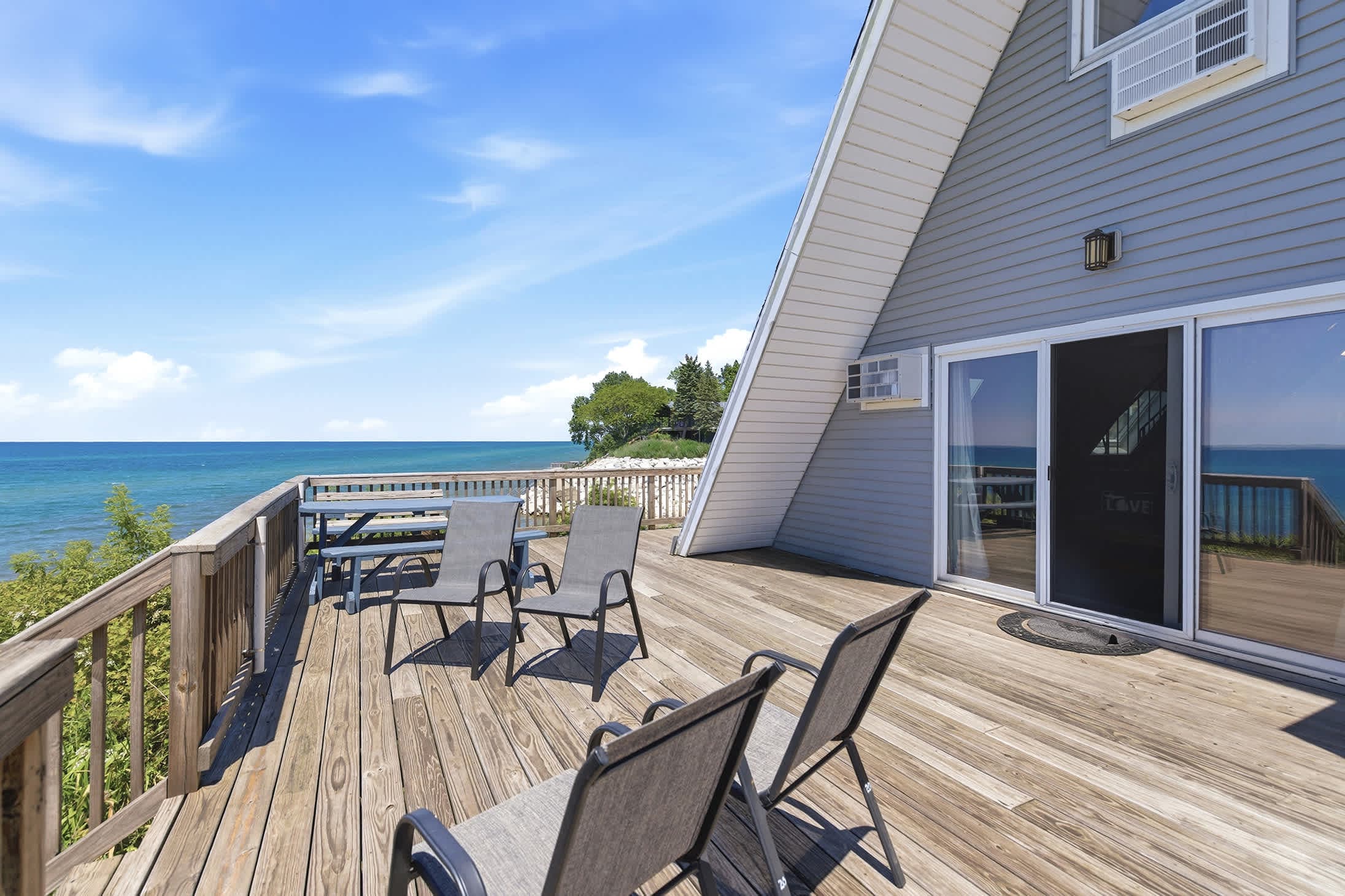Chalet #20 Beachfront Chalet & Resort Amenities — photo 1 of 21