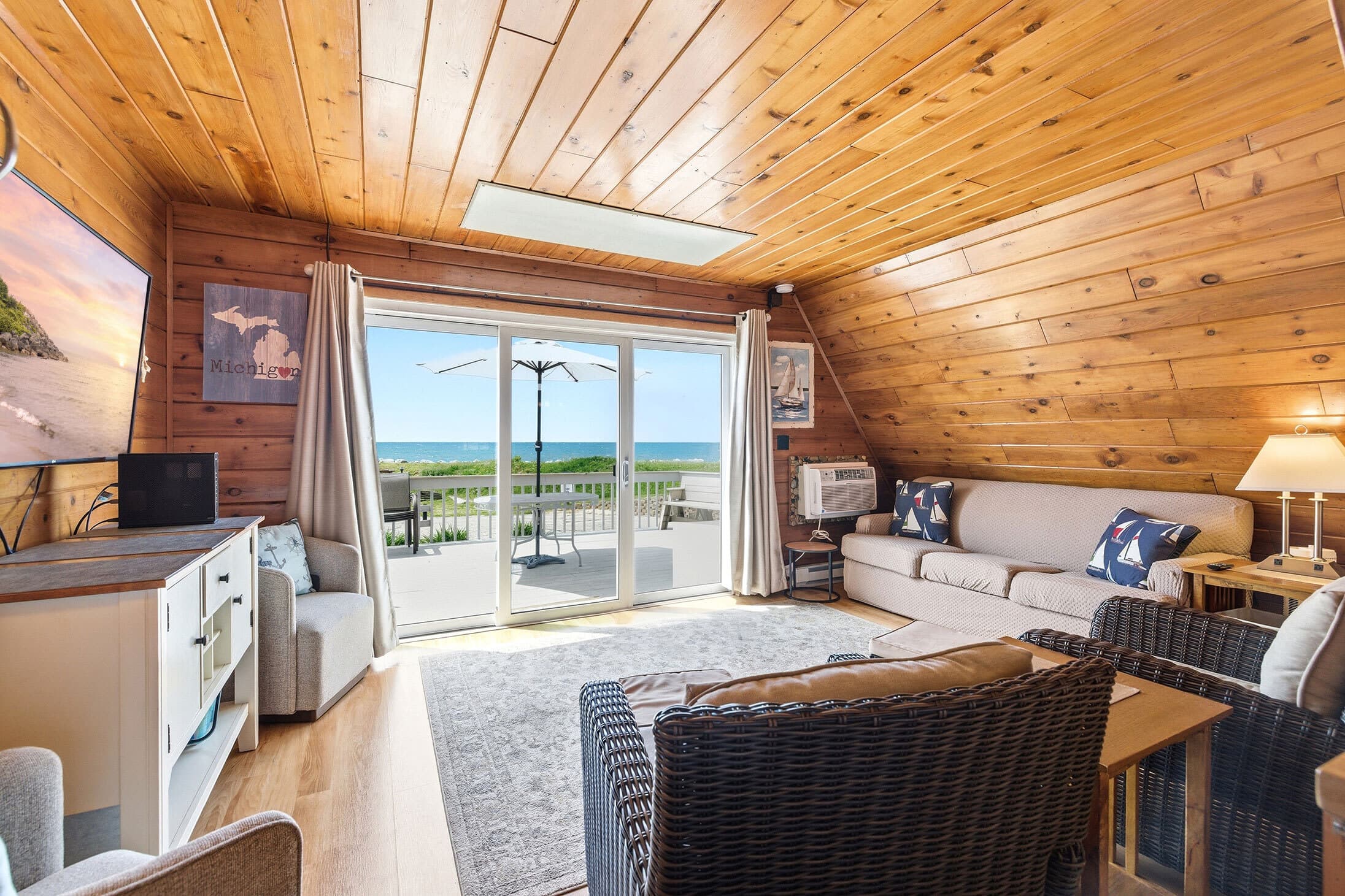 Chalet #16 Lake Michigan View & Resort Amenities — photo 1 of 21